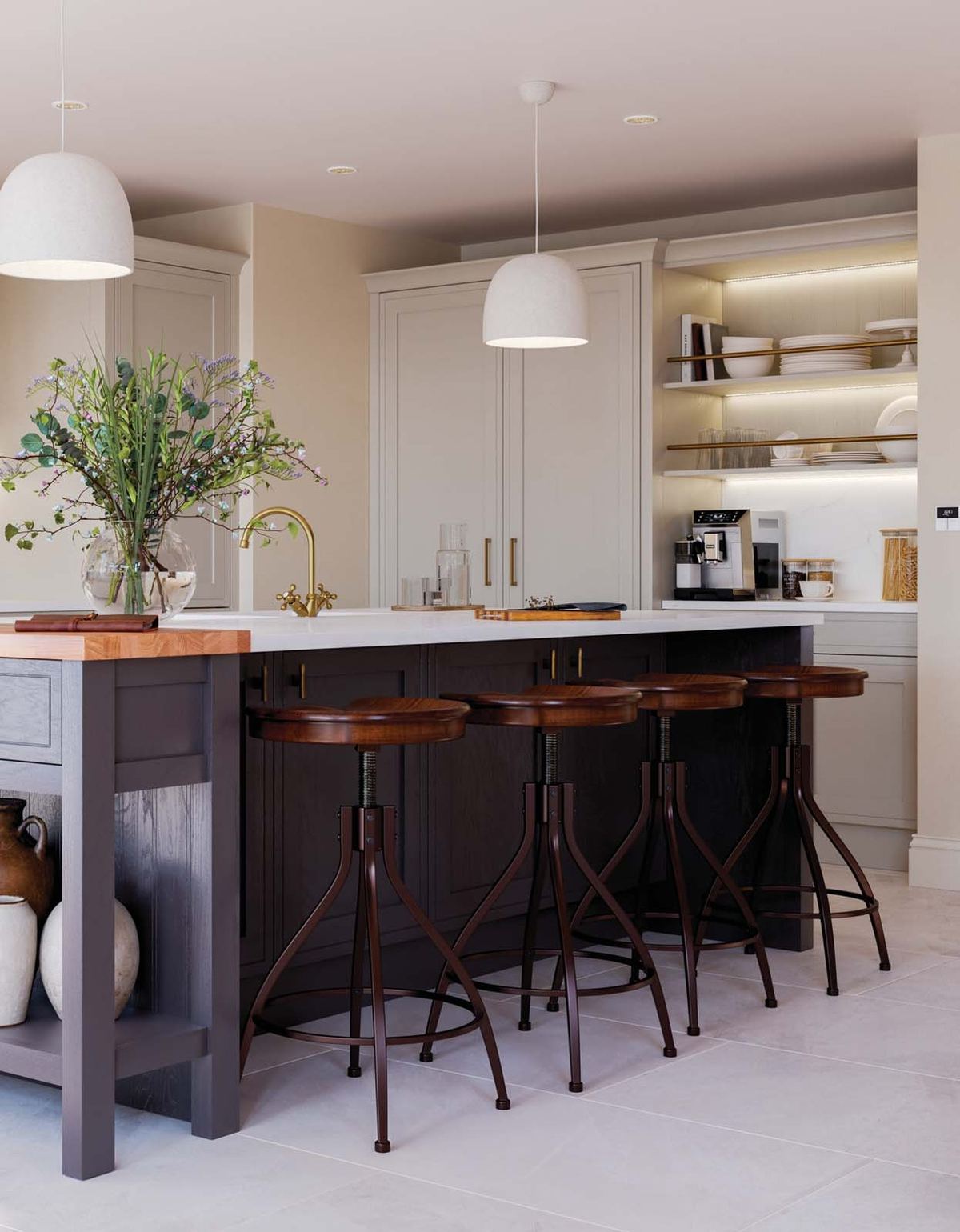 Mornington Vale kitchen in Putty with a Carbon island